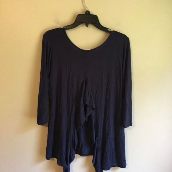 Pebble & stone small navy top - Picture 2 of 4